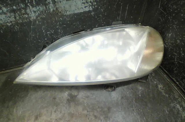 Phare gauche Renault MEGANE I Coupé (DA0-1_) 1.9 dci (da05, da1f) (2001-2003) occasion