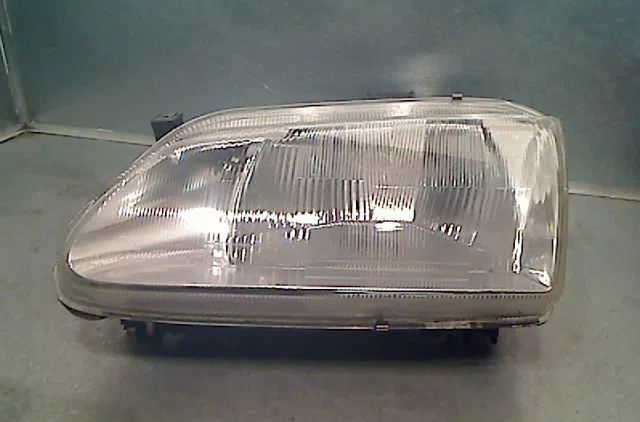 Phare gauche RENAULT MEGANE I Phase 1 11-1995--03-1999 occasion
