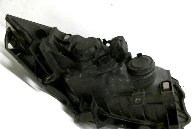 Phare gauche Renault MEGANE II (BM0-1_, CM0-1_) 1.5 dci (bm0f, bm0t, bm2b, cm0f, cm0t) (2002-2008) 5 portes occasion