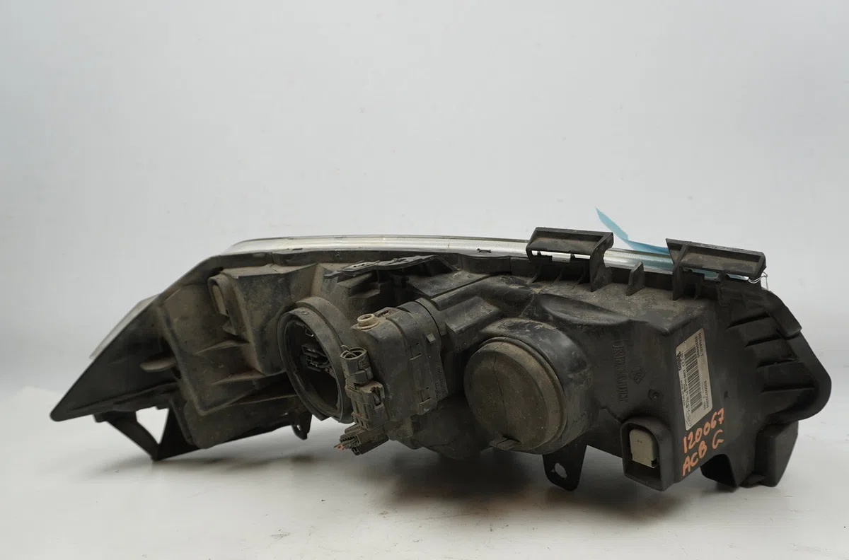 Phare gauche Renault MEGANE II Break (KM0-1_) 1.5 dci (km02, km13) (2004-2006) occasion