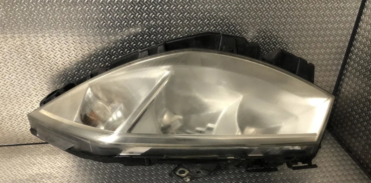 Phare gauche Renault MEGANE II Coupé-Cabriolet (EM0-1_) 1.5 dci (em1e) (2006-2009) 2 portes occasion