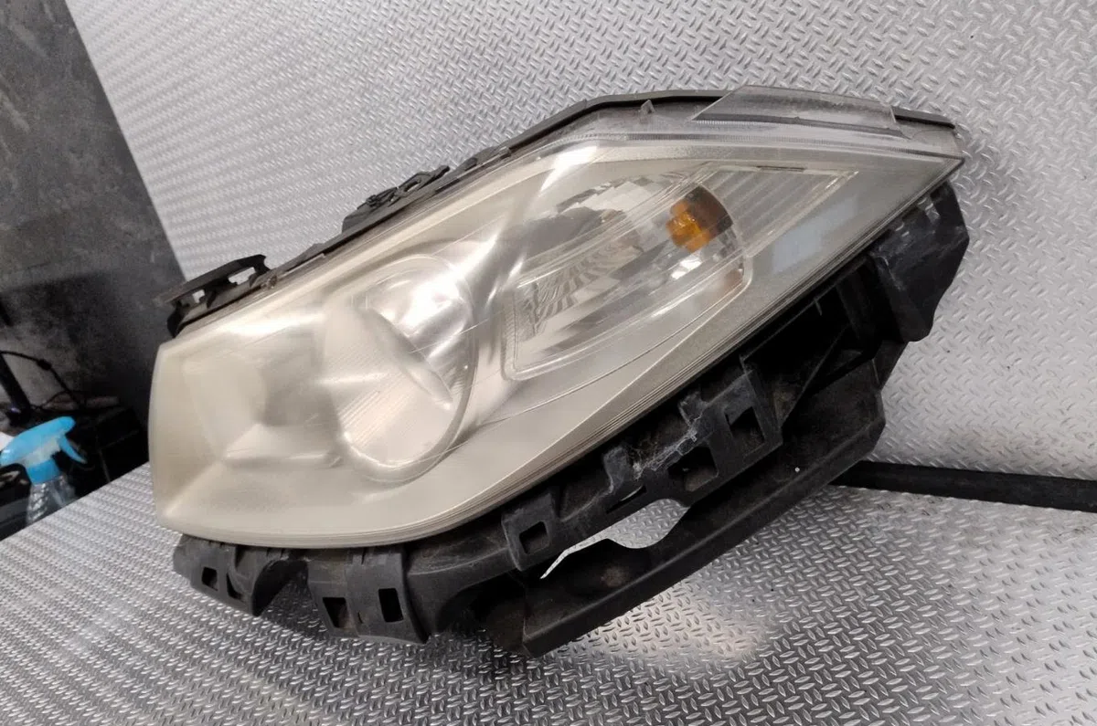 Phare gauche Renault MEGANE II Coupé-Cabriolet (EM0-1_) 2.0 dci (2005-2009) occasion