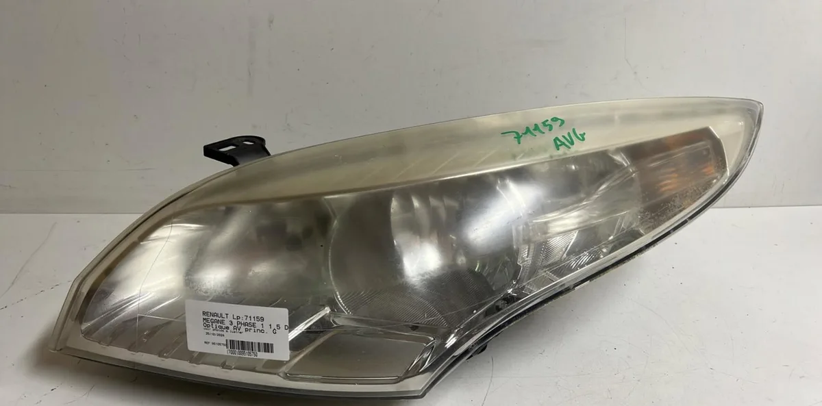 Phare gauche Renault MEGANE III 3-5 portes (BZ0-1_, B3_) 1.5 dci (2009) occasion