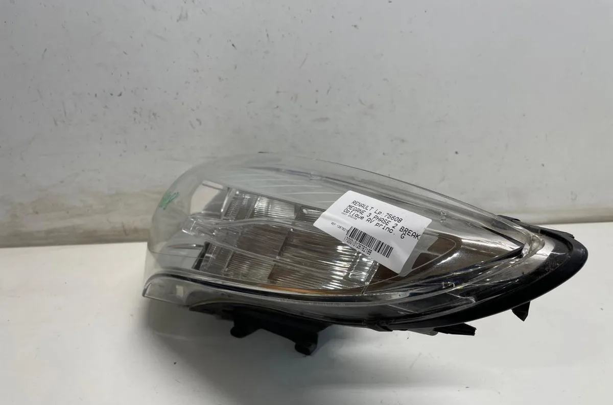 Phare gauche Renault MEGANE III Grandtour (KZ0-1) 1.5 dci (kz09, kz0d, kz1g, kz29, kz14, kz1w, kz10, kz1f,... (2009) 5 p