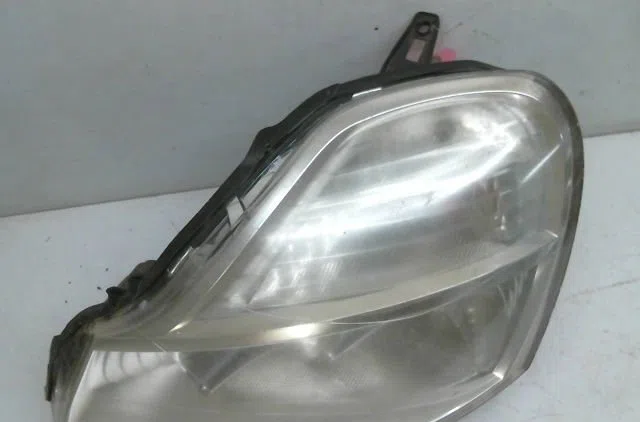 Phare gauche Renault MODUS - GRAND MODUS (F-JP0_) 1.2 (jp0c, jp0k, fp0c, fp0k, fp0p, jp0p, jp0t) (2004) 5 portes occasio