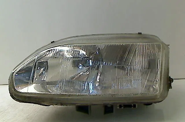 Phare gauche RENAULT SAFRANE 1992 occasion