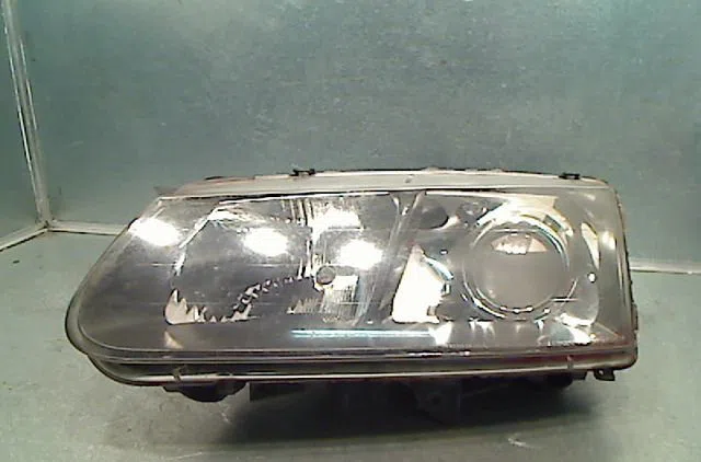 Phare gauche RENAULT SAFRANE 1999 occasion