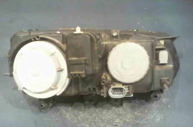 Phare gauche Renault SAFRANE II (B54_) 2.0 16v (b54l) (1996-2000) occasion
