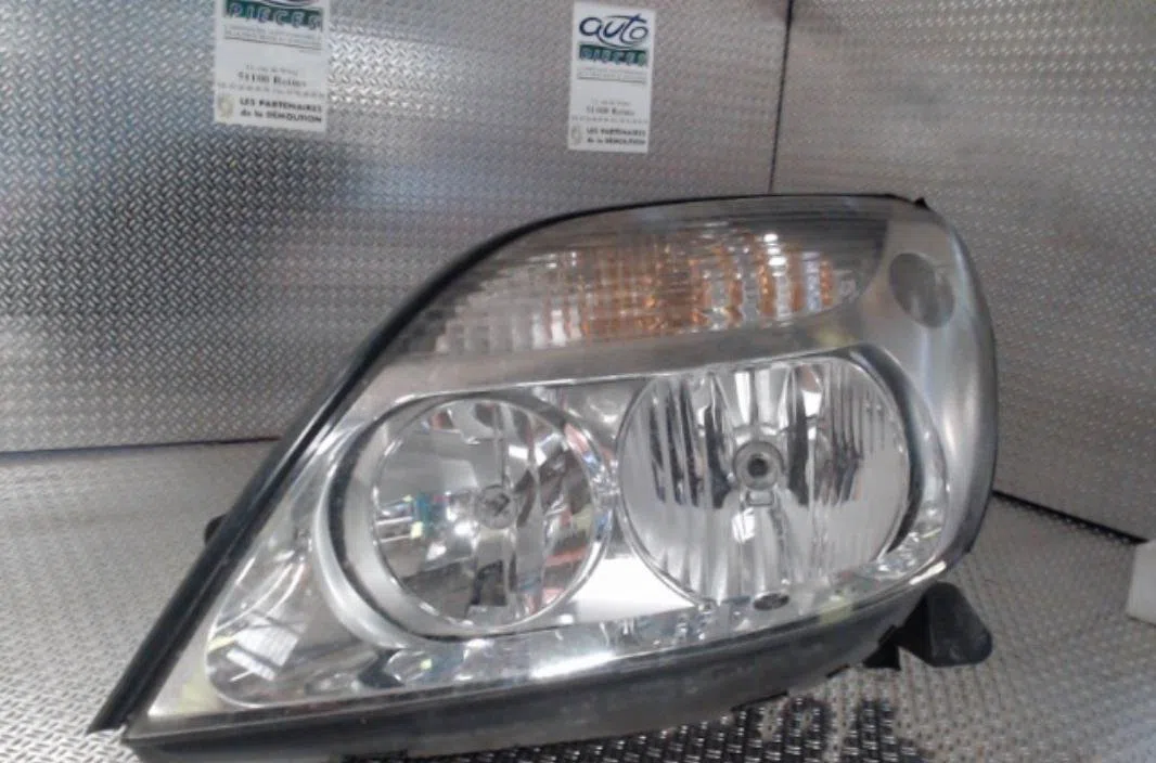 Phare gauche RENAULT SCENIC 1  SCENIC 1 PHASE 2 occasion
