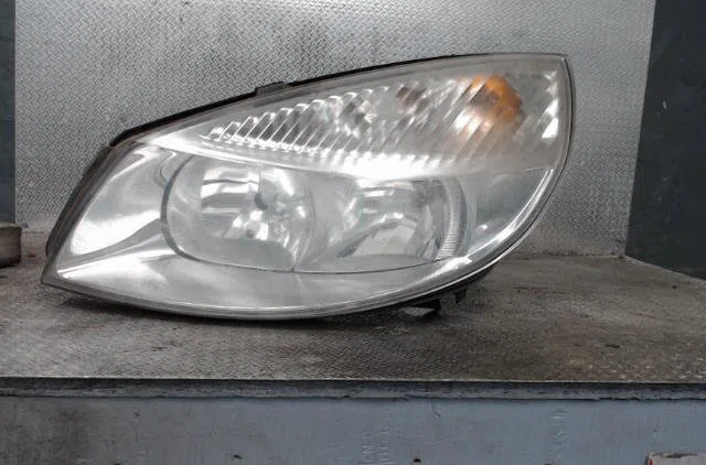 Phare gauche RENAULT SCENIC 2  SCENIC 2 PHASE 1 occasion