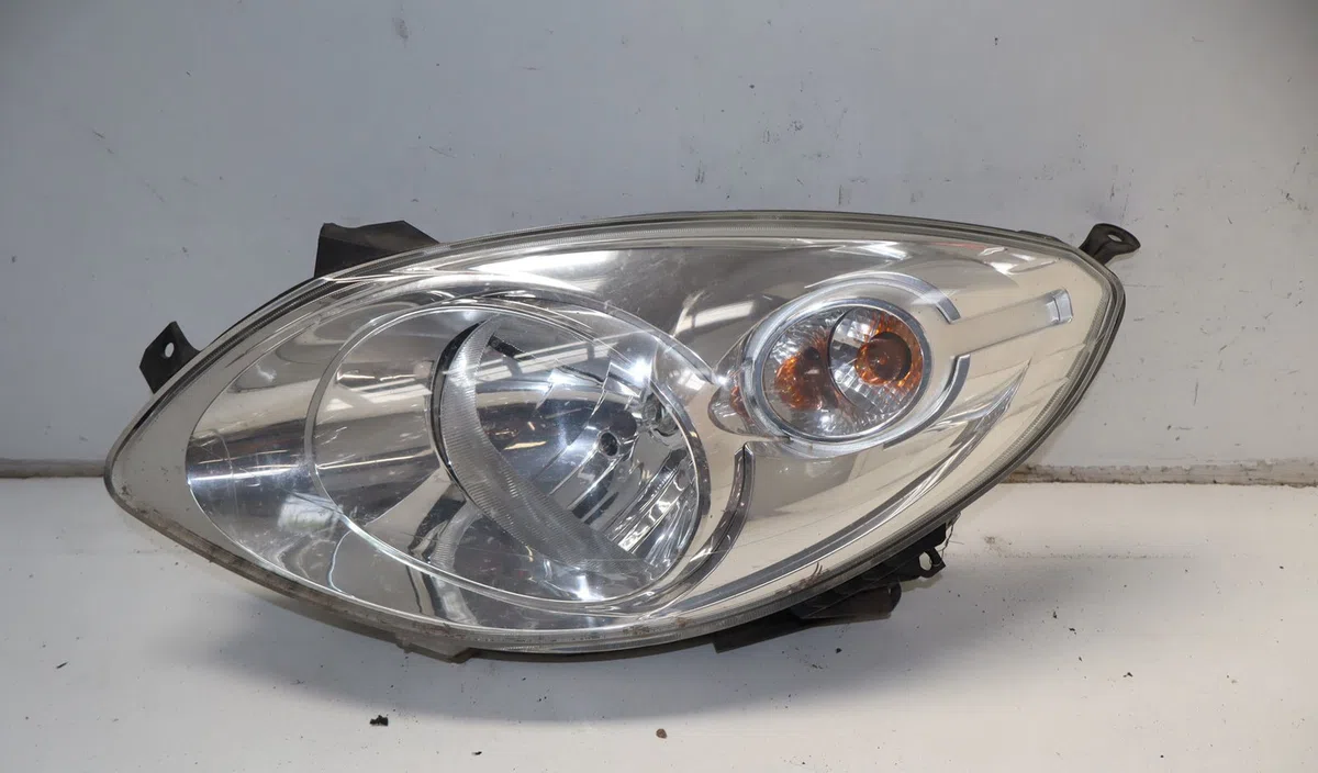 Phare gauche Renault TWINGO II (CN0_) 1.2 16v (cn0k, cn0v) (2007) 3 portes occasion