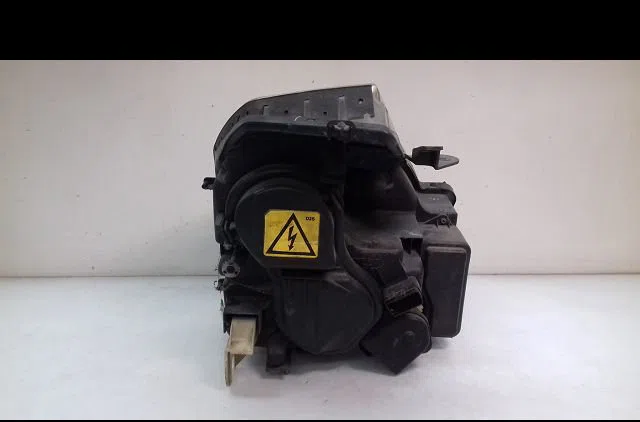 Phare gauche Renault VEL SATIS (BJ0_) 2.2 dci (bj0e, bj0f) (2002-2009) 5 portes occasion