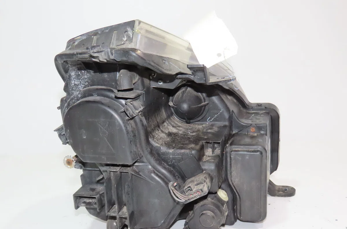 Phare gauche Renault VEL SATIS (BJ0_) 3.5 v6 (bj0r, bj0v, bj0u) (2002) occasion