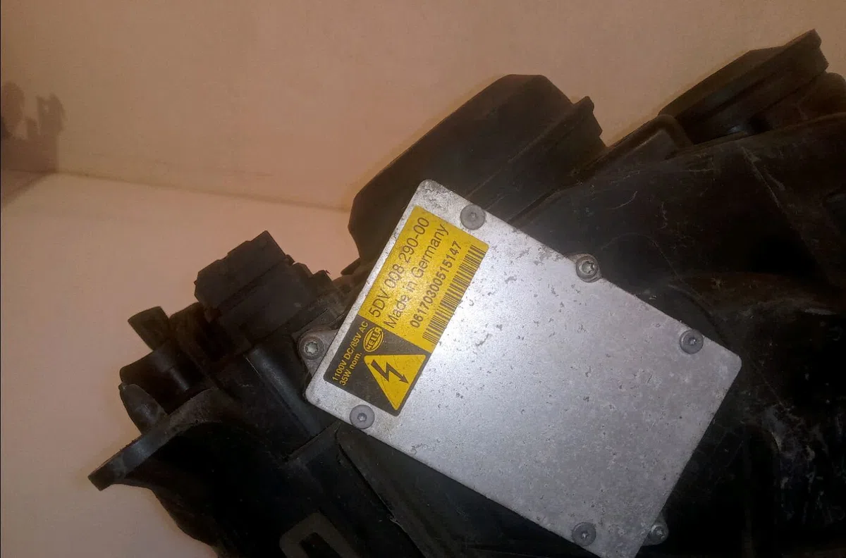 Phare gauche Saab 9-3 Break (E50) 1.9 tid (2005-2015) occasion