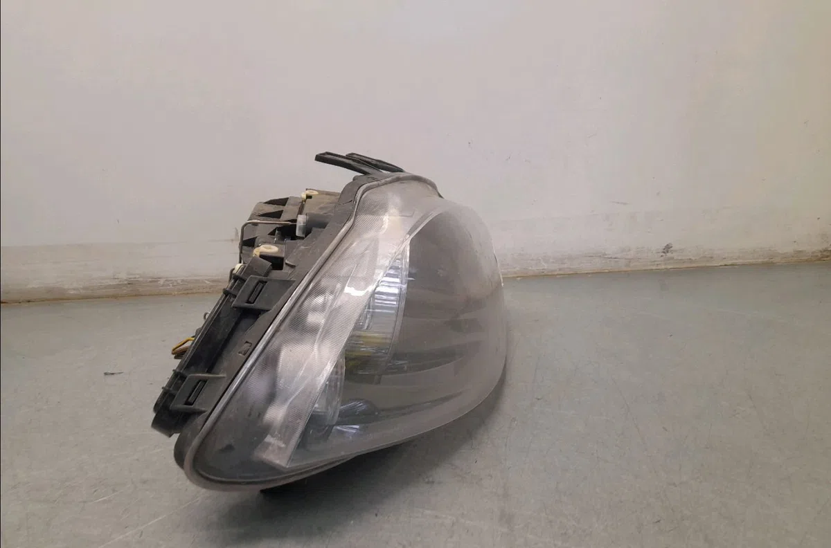 Phare gauche Seat CORDOBA (6L2) 1.9 tdi (2002-2009) occasion
