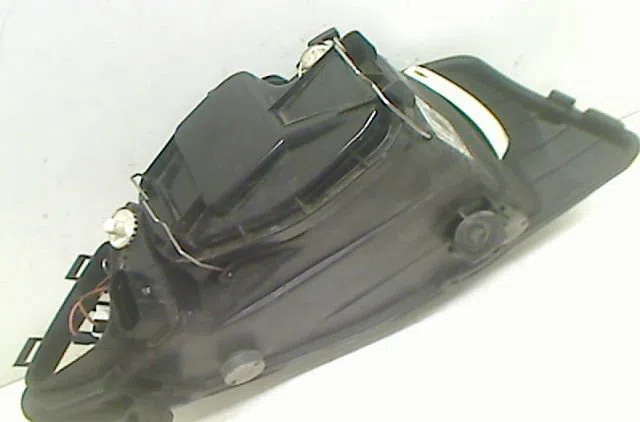 Phare gauche Seat CORDOBA (6L2) 1.9 tdi (2002-2009) occasion