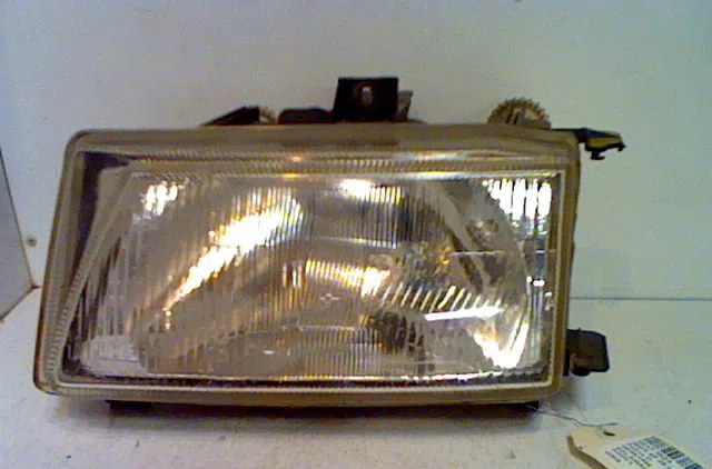 Phare gauche SEAT IBIZA II 1995 occasion