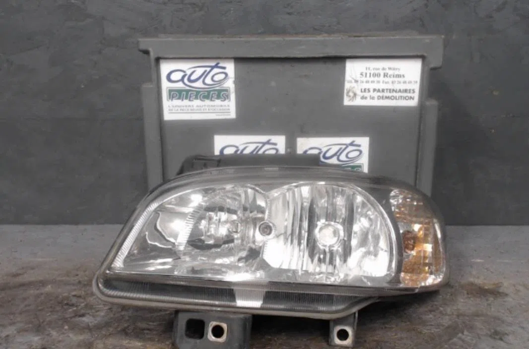 Phare gauche Seat IBIZA II (6K1) 1.9 tdi (1996-2002) occasion
