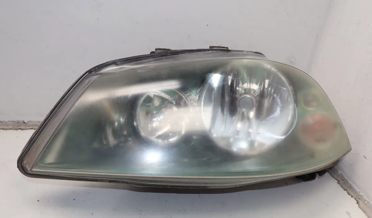 Phare gauche Seat IBIZA III (6L1) 1.4 16v (2002-2007) occasion