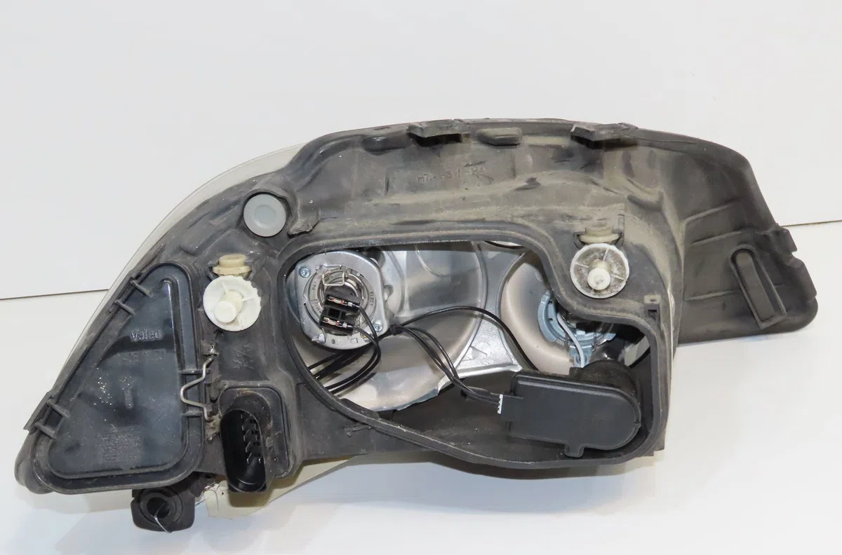 Phare gauche Seat IBIZA III (6L1) 1.4 16v (2002-2007) occasion
