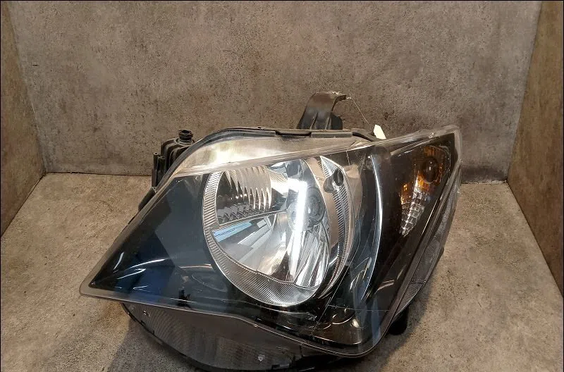 Phare gauche Seat IBIZA IV (6J5, 6P1) 1.4 (2008-2015) occasion