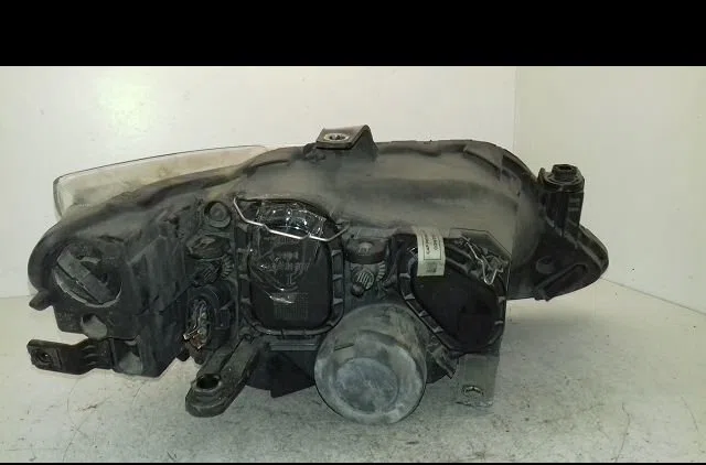 Phare gauche Seat IBIZA IV SC (6J1, 6P5) 1.4 tdi (2008-2010) occasion