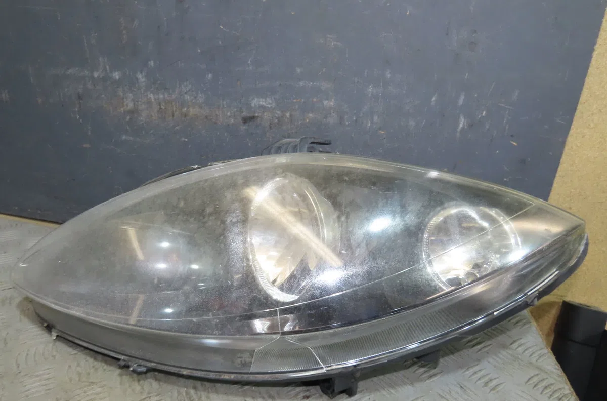 Phare gauche Seat LEON (1P1) 1.9 tdi (2005-2010) 5 portes occasion