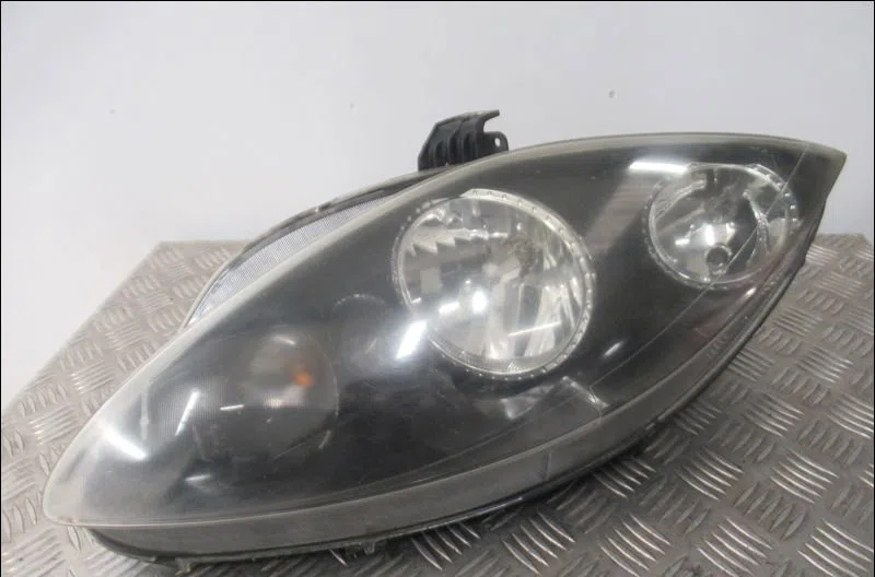 Phare gauche Seat LEON (1P1) 2.0 tdi 16v (2005-2012) occasion
