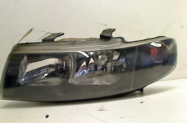Phare gauche SEAT TOLEDO occasion