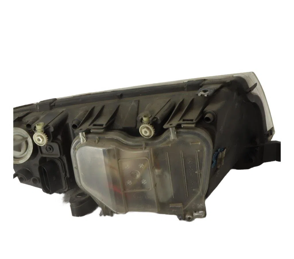 Phare gauche Skoda FABIA I Combi (6Y5) 1.4 16v (2000-2007) occasion