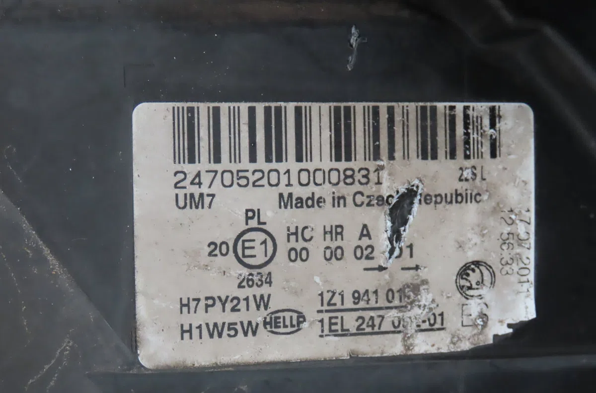 Phare gauche Skoda OCTAVIA II (1Z3) 1.6 tdi (2009-2013) occasion