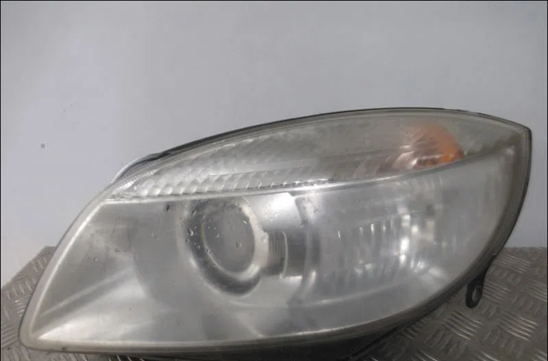 Phare gauche Skoda ROOMSTER (5J7) 1.9 tdi (2006-2010) 5 portes occasion