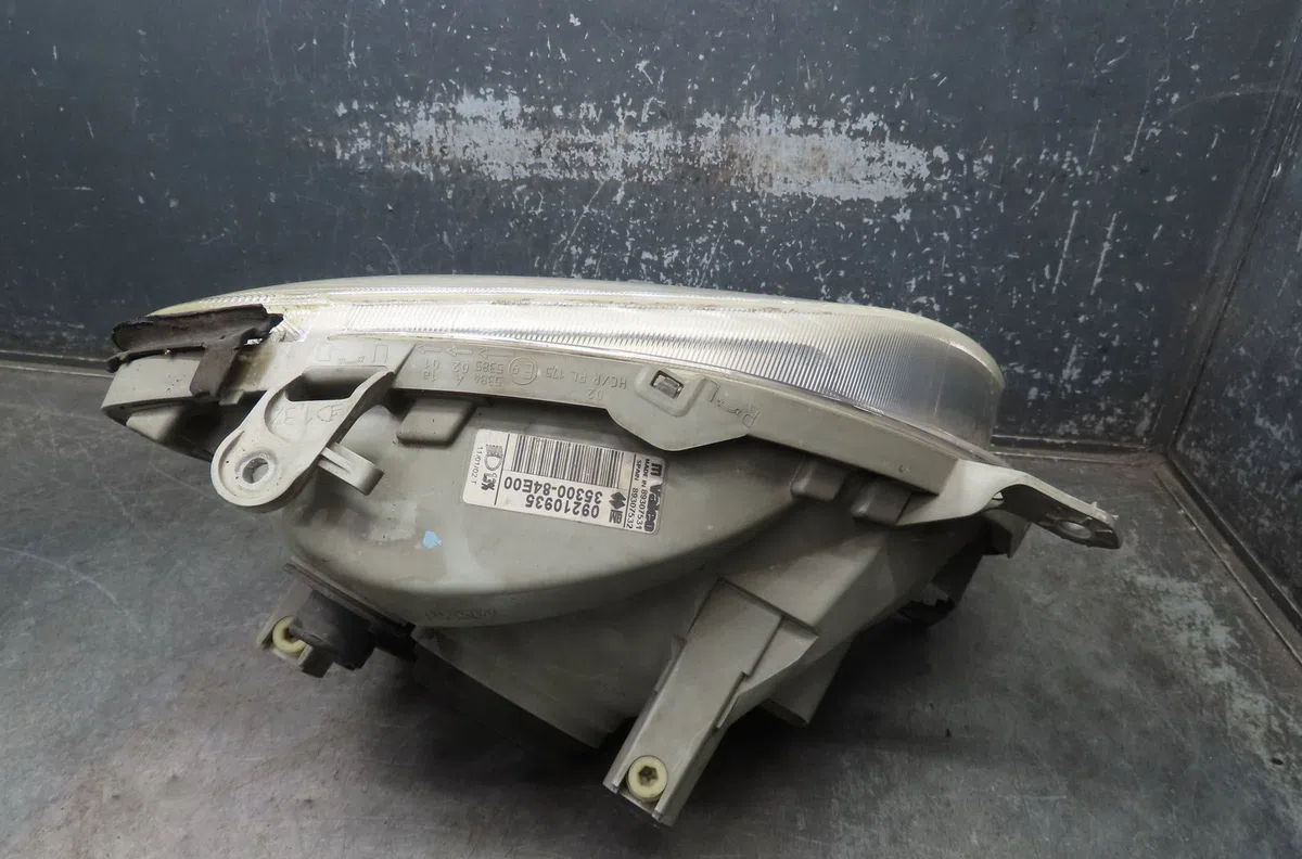 Phare gauche Suzuki WAGON R 3-5 portes (MM) 1.3 (rb 413) (2000-2004) occasion