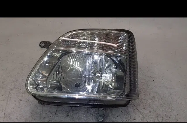 Phare gauche Suzuki WAGON R 3-5 portes (MM) 1.3 (rb 413) (2000-2004) occasion