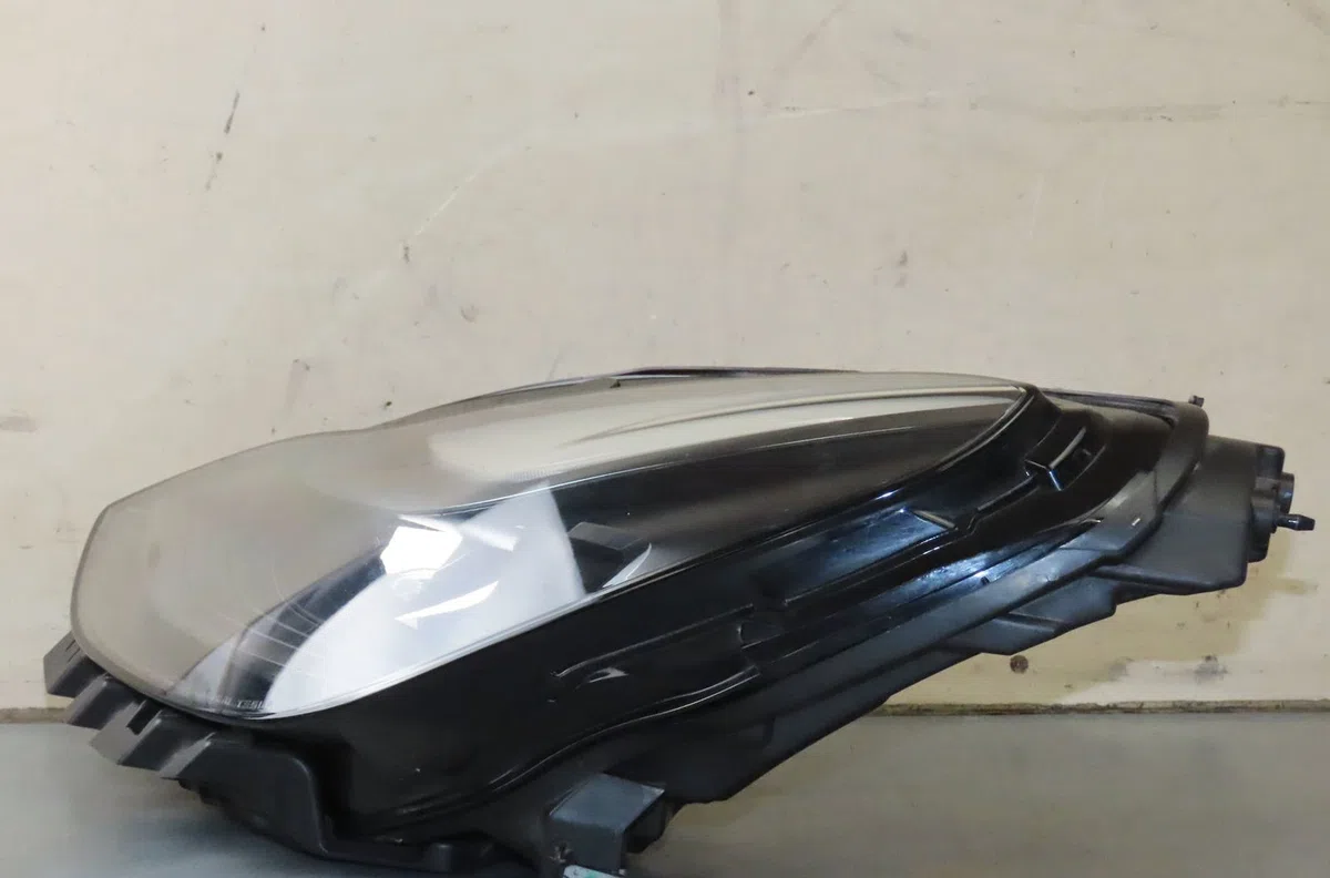 Phare gauche Tesla MODEL Y (5YJY) Ev (2019) occasion