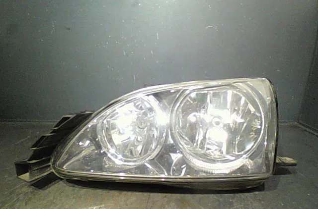 Phare gauche Toyota AVENSIS (_T22_) 2.0 d-4d (cdt220_) (1999-2003) occasion