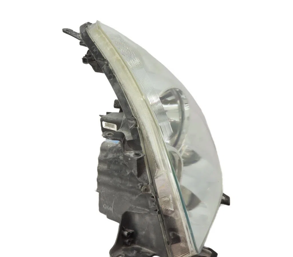 Phare gauche Toyota COROLLA Verso (ZER_, ZZE12_, R1_) 2.2 d-4d (aur10_) (2005-2009) 5 portes occasion