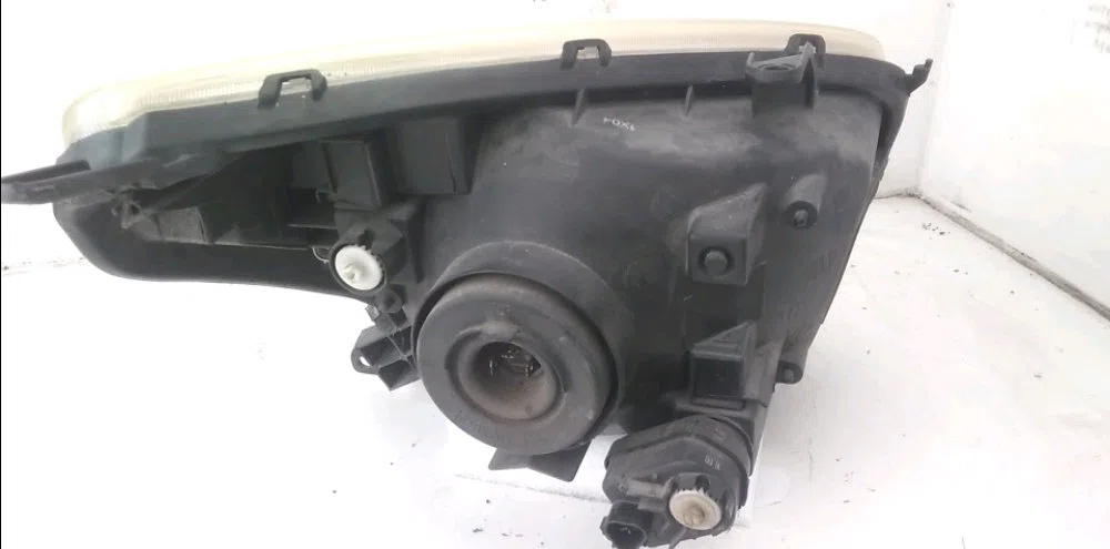 Phare gauche Toyota RAV 4 II (_A2_) 2.0 4wd (aca21, aca20) (2000-2005) occasion