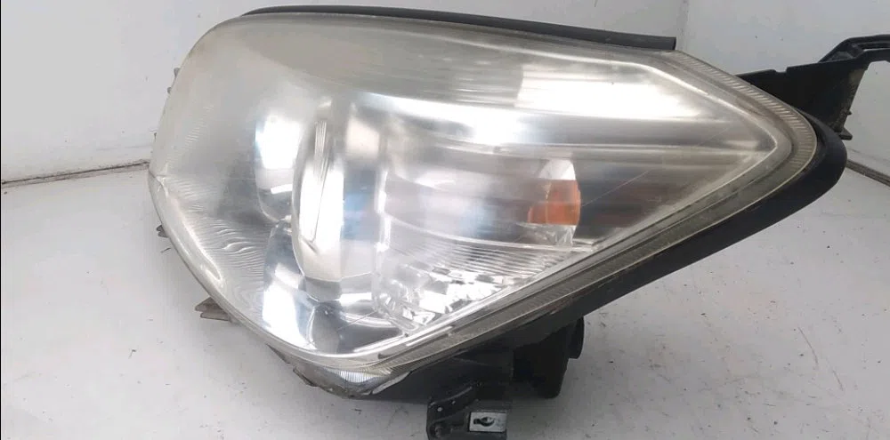 Phare gauche Toyota RAV 4 III (_A3_) 2.2 d 4wd (ala30_) (2006-2012) occasion