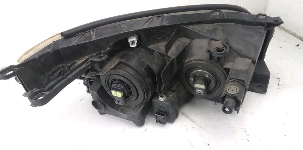 Phare gauche Toyota RAV 4 III (_A3_) 2.2 d 4wd (ala30_) (2006-2012) occasion