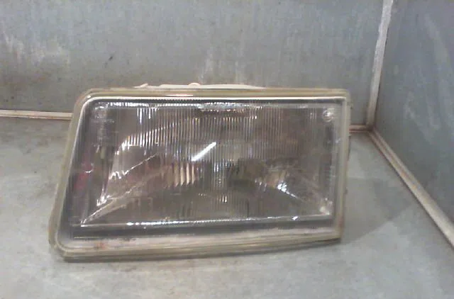 Phare gauche UNIC 35.8 1990 occasion