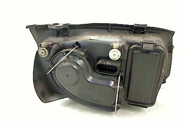 Phare gauche VOLKSWAGEN BORA 1999 occasion