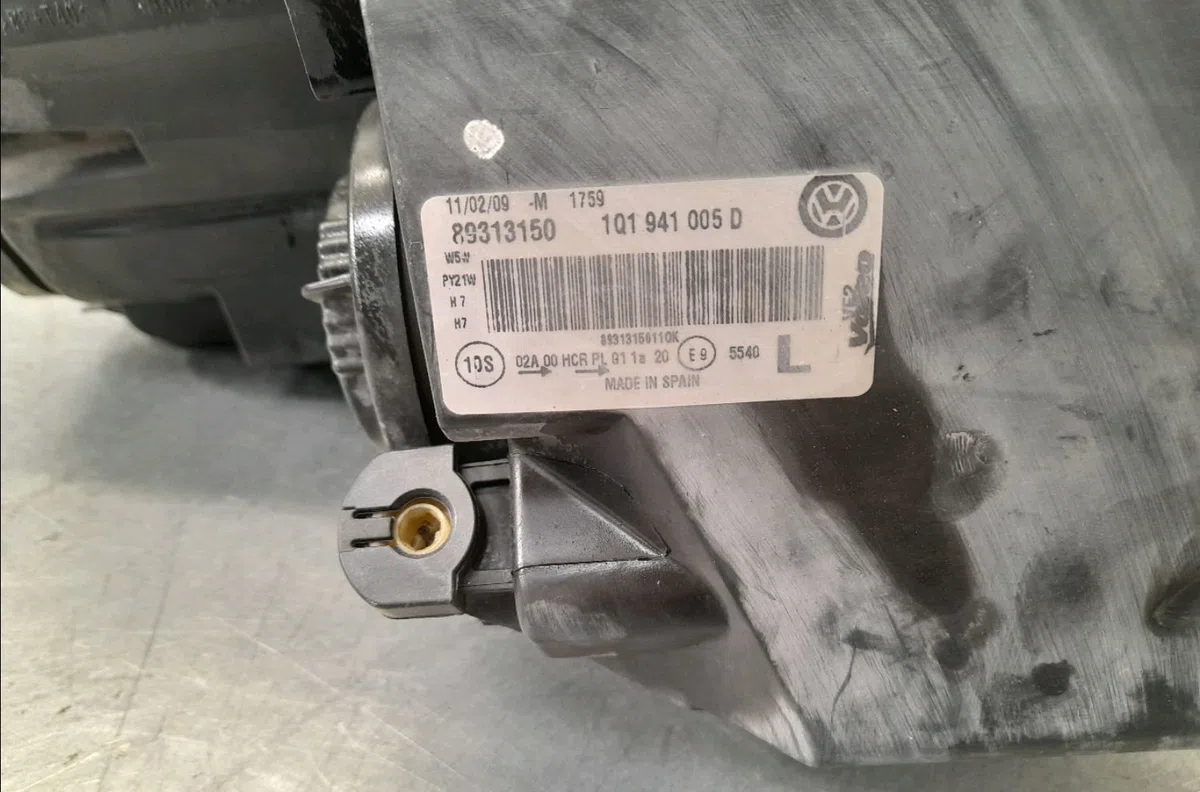 Phare gauche Volkswagen EOS (1F7, 1F8) 2.0 tdi 16v (2008-2015) occasion