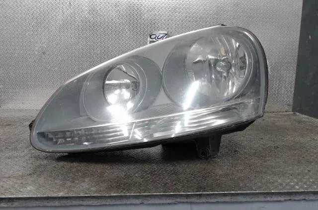 Phare gauche VOLKSWAGEN GOLF 5  0 occasion