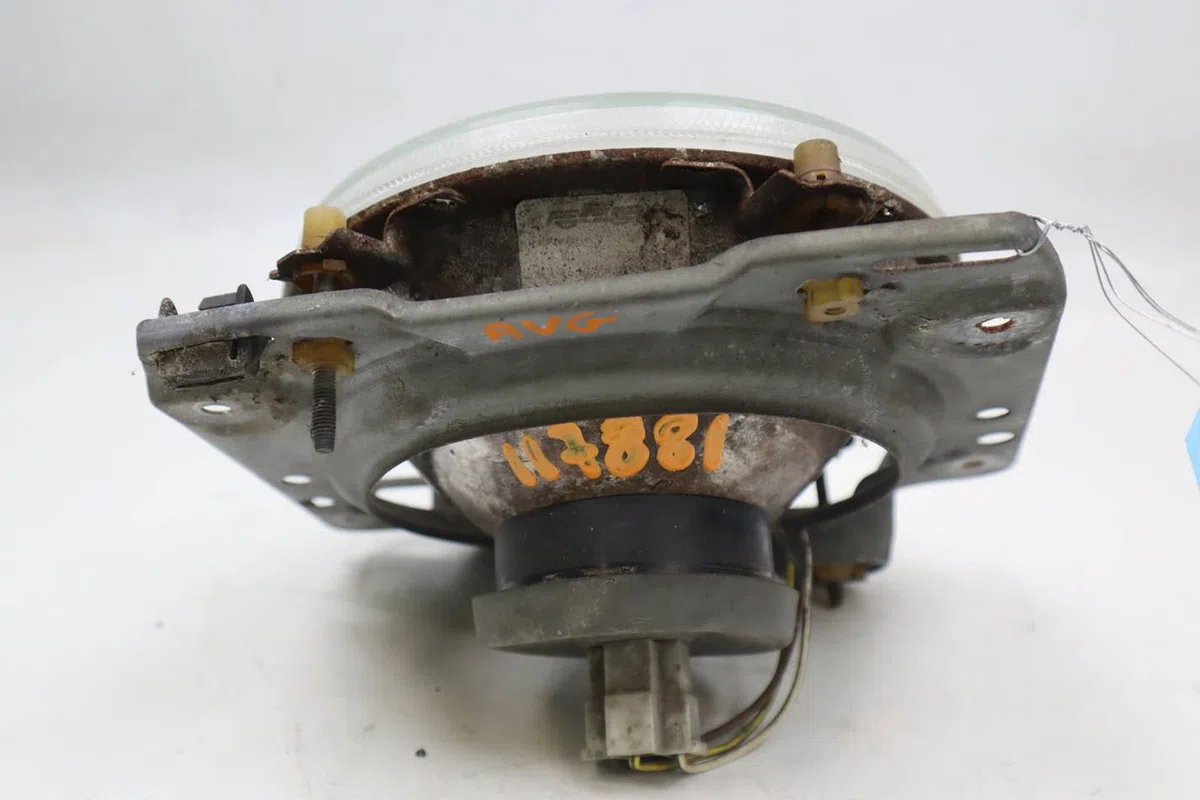 Phare gauche Volkswagen GOLF II (19E, 1G1) 1.6 d (1983-1991) occasion