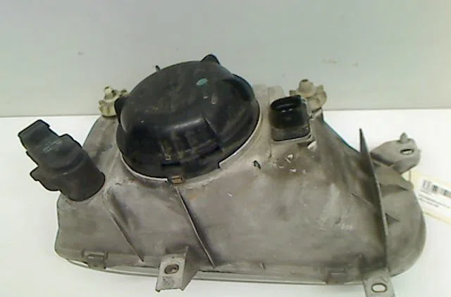 Phare gauche Volkswagen GOLF III (1H1) 1.4 (1991-1997) occasion