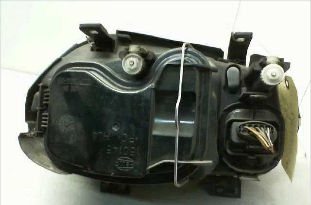 Phare gauche VOLKSWAGEN GOLF IV  1.9 TDI 90ch occasion