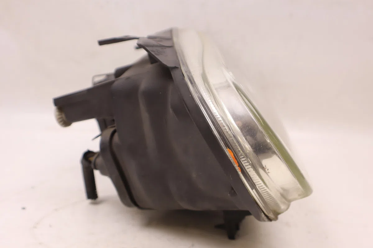 Phare gauche Volkswagen GOLF IV (1J1) 1.6 16v (2000-2005) occasion