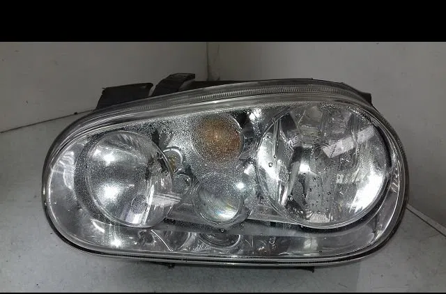 Phare gauche Volkswagen GOLF IV (1J1) 1.6 16v (2000-2005) occasion