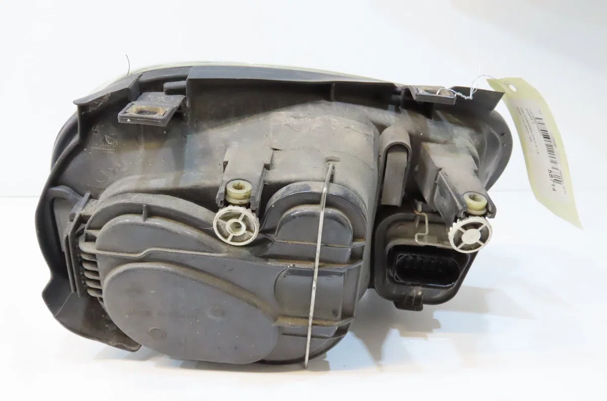Phare gauche Volkswagen GOLF IV (1J1) 1.9 tdi (1997-2004) 3 portes occasion